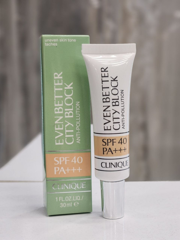 ضد آفتاب رنگی اون بتر کلینیک SPF40 PA+++