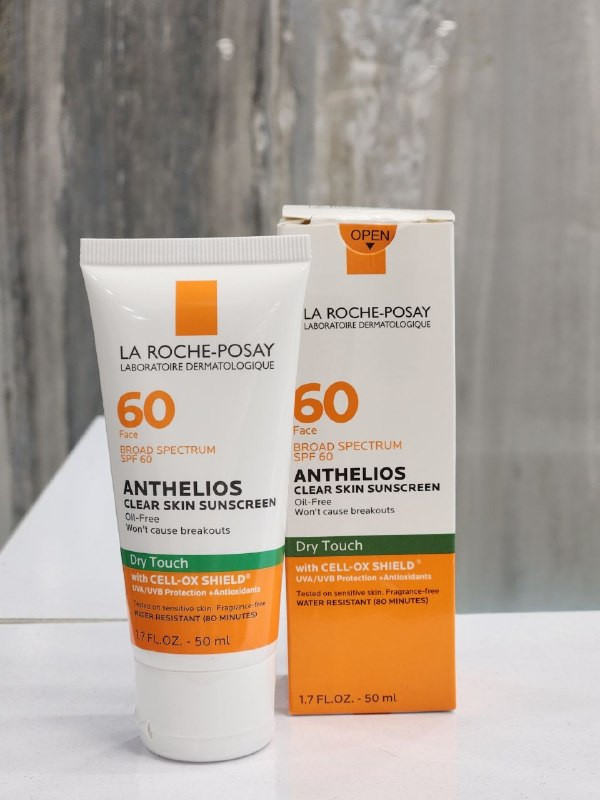 ضد آفتاب لاروش پوزای بدون رنگ SPF+60